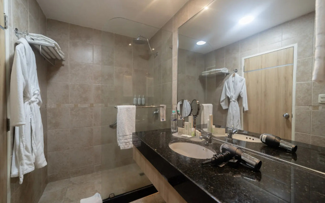 TRYP by Wyndham Guayaquil Airport
