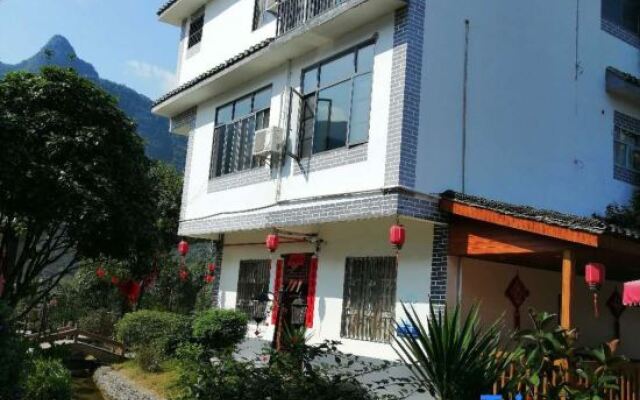 Yangshuo Xiangui Manor (Yulong River Scenic Area)