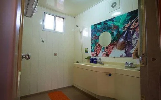 Phoenix beetle ecology homestay