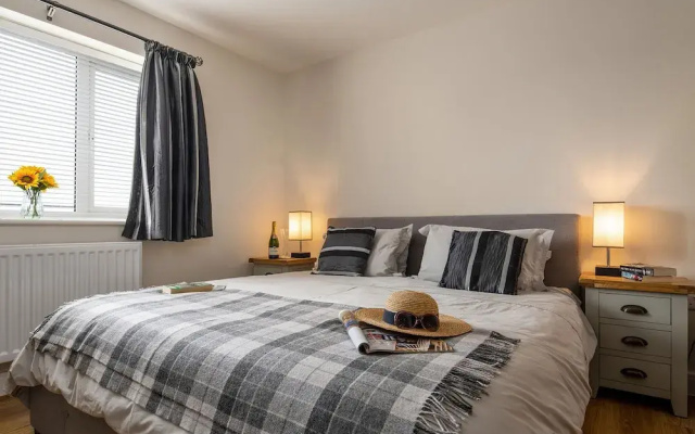 Apartment 3