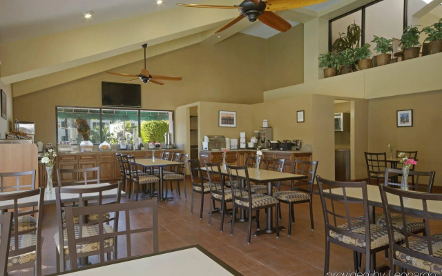 Best Western Plus Redondo Beach Inn