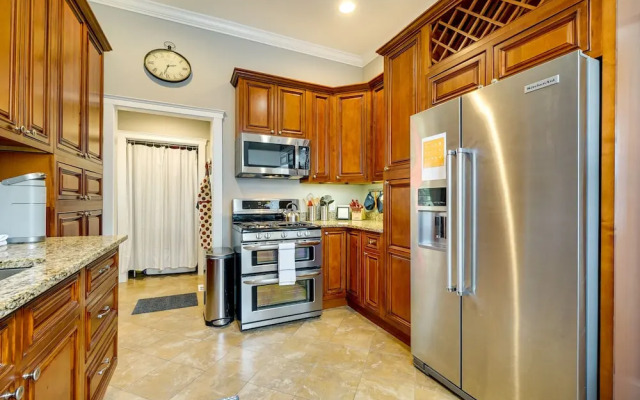 Wilmington Vacation Rental: Close to Riverwalk!
