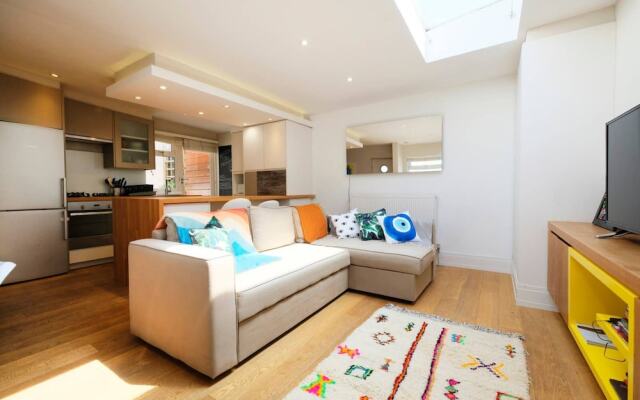 Newly Furnished Patio Flat In Peckham