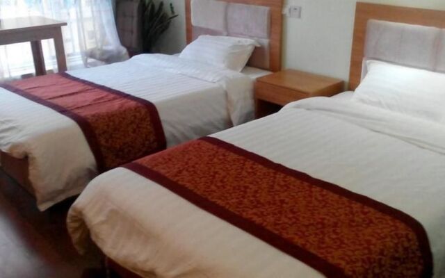 Happy Holiday Boutique Apartment