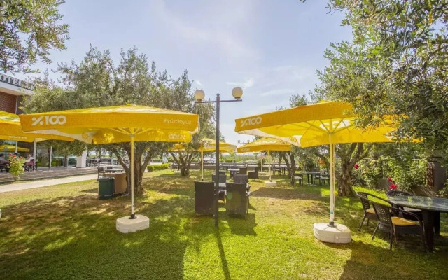 Olive Garden Hotel