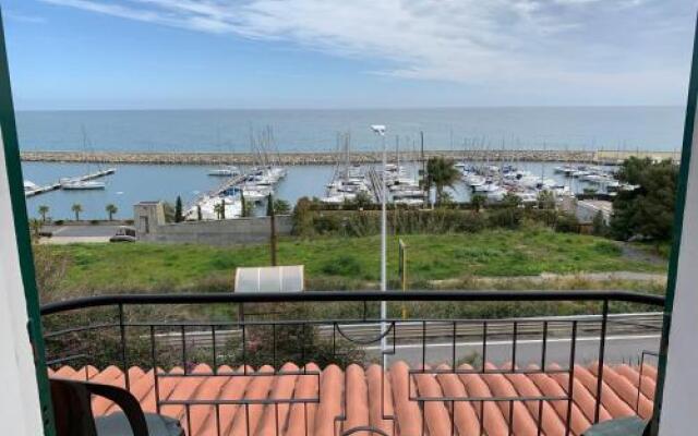 Baia Dei Gabbiani 400s