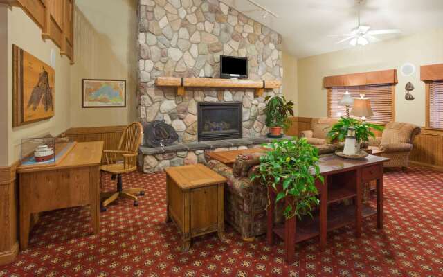 AmericInn by Wyndham Wetmore Munising