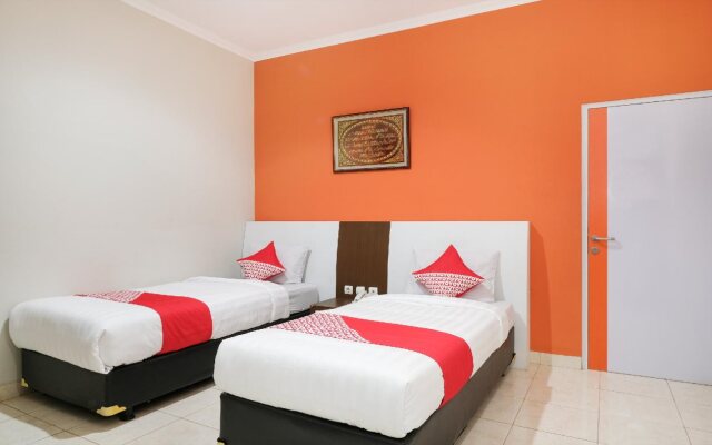 OYO 589 Hotel Desa Puri