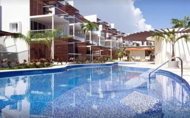 Bahia Principe & Golf Residences (Terrazas Condo)
