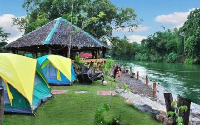 Fah Sai Riverview Accommodation
