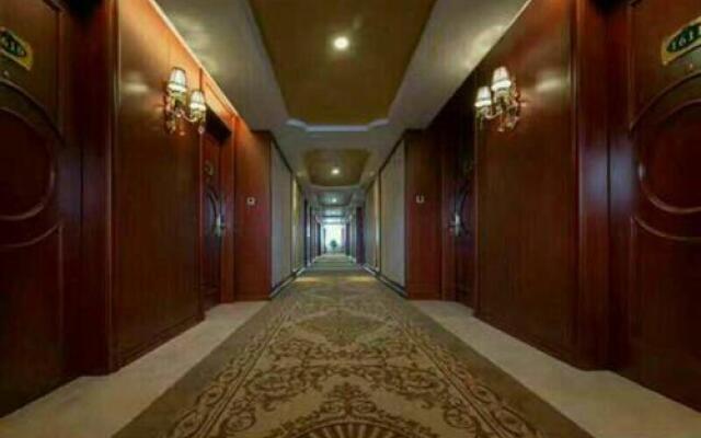 Vienna International DG Chang'an North Station