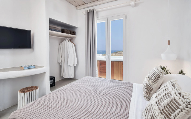 Naxian Utopia Luxury Villas & Suites