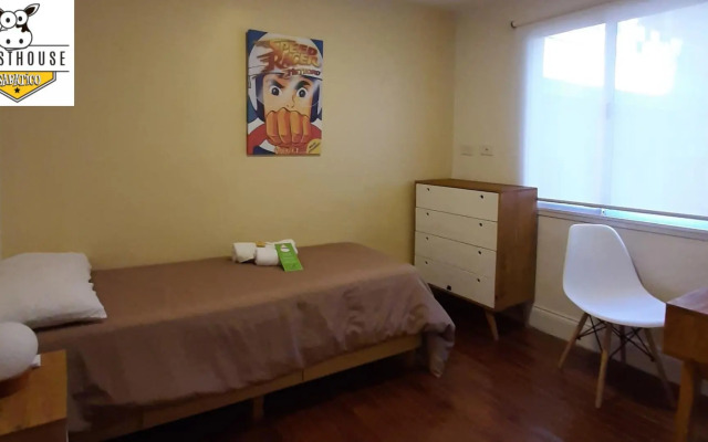 Sabatico Travelers Hostel & Guesthouse