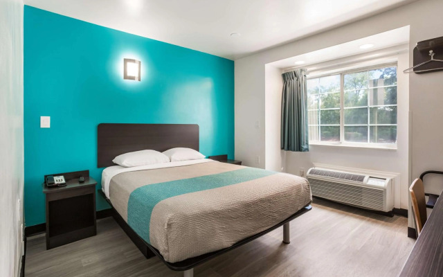 Motel 6 Smyrna, GA - Atlanta