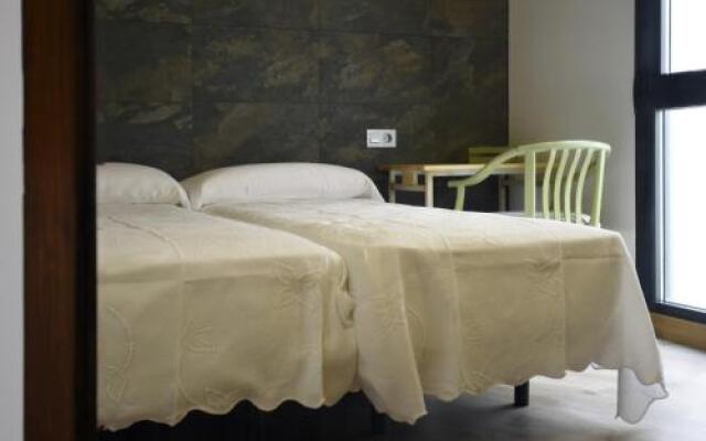 Apartamentos La Rocanda