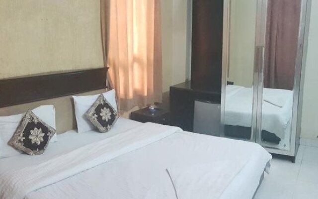 Pitrashish Aashray Hotel
