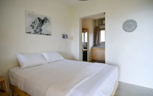 Rooster Guesthouse Rooms