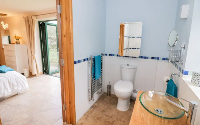 Five Mile House Barn