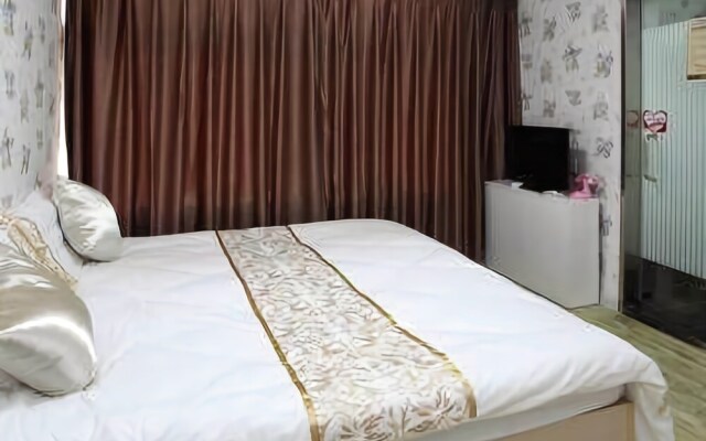 Rujia Tianqiao Business Hotel
