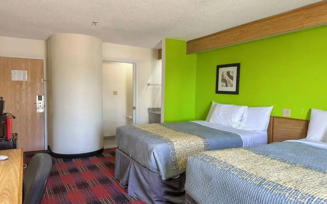 Classic Inn By Townhouse American Way Memphis I 240