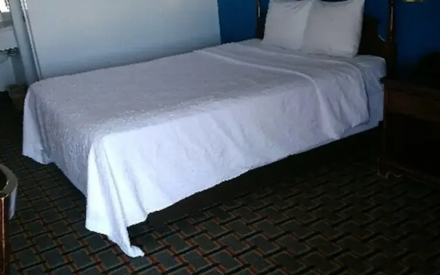 Economy INN