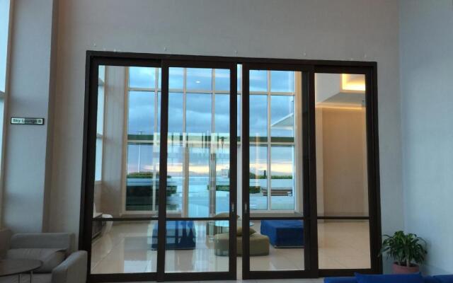 Studio Unit at The Beacon Makati