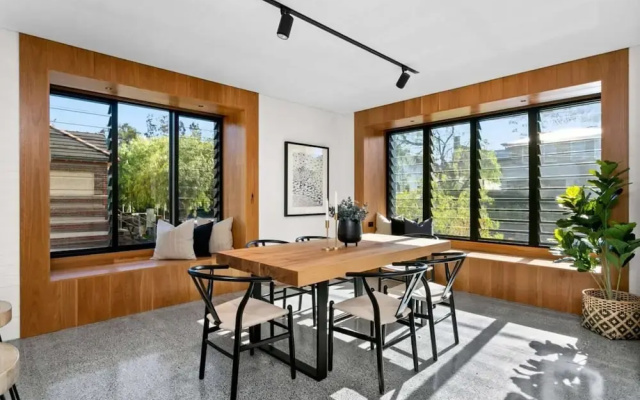 Impeccable 3-bed Home Near the Beach