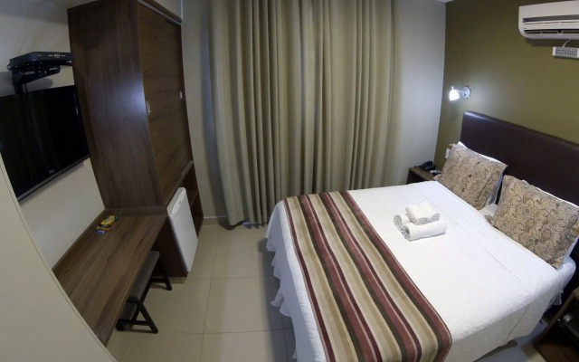 Ideali Hotel