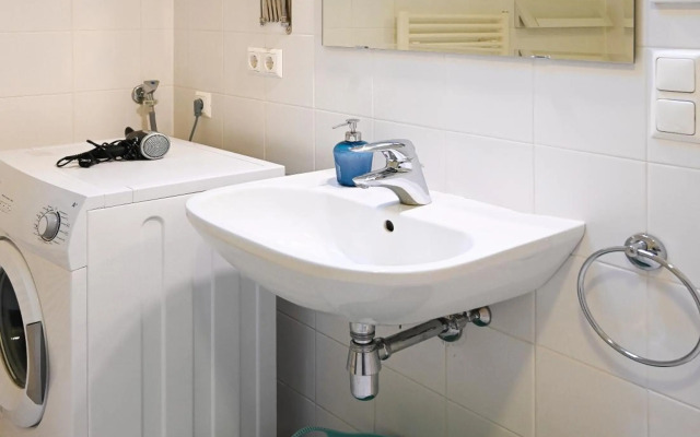 Modern Suite City Center