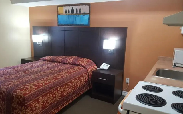 Royal Windsor Inn & Suites