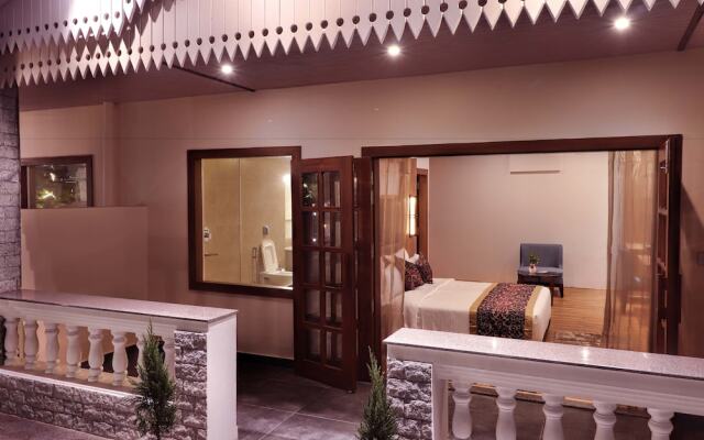 Pine Tree Spa & Resort