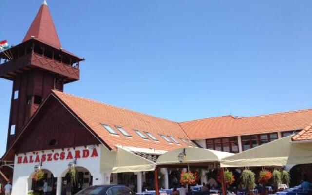 Fehértói Halászcsárda és Szálloda