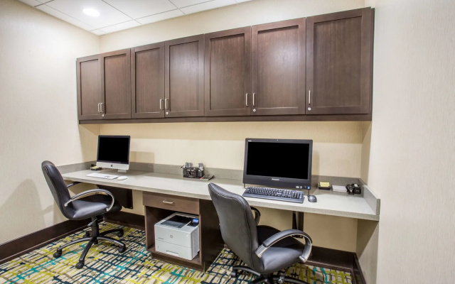 Hampton Inn & Suites Yonkers - Westchester