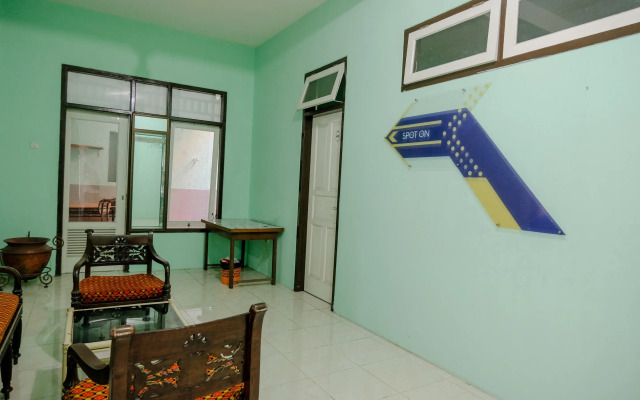 OYO 2046 Villa Hardi