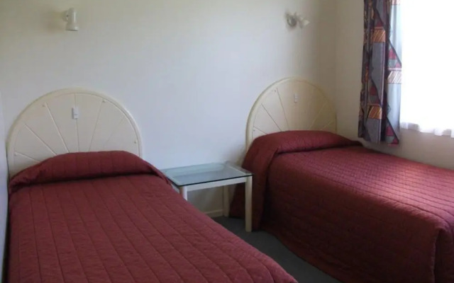 Valdez Motor Lodge