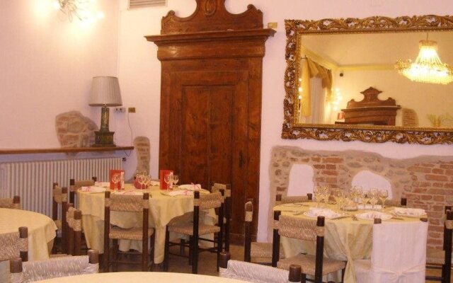Al Castello Bed and Breakfast