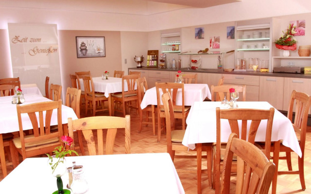 Gasthof zum Rödelseer Schwan