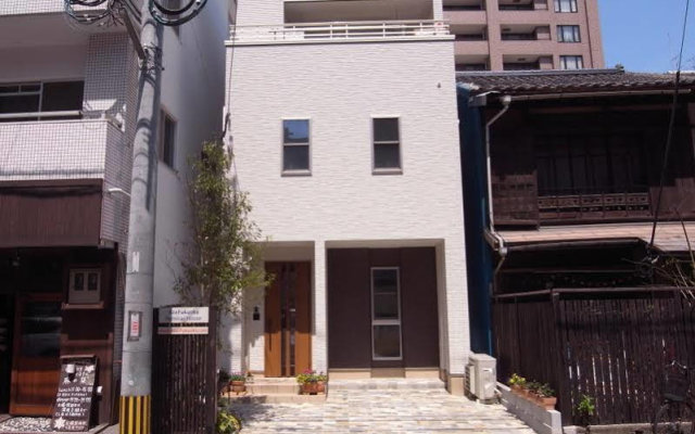 Aza Fukuoka Seminar House