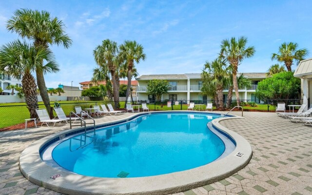 Summerhouse Townhomes #6- Blue Pearl