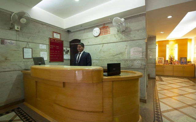 Hotel Metropolitan Karol Bagh