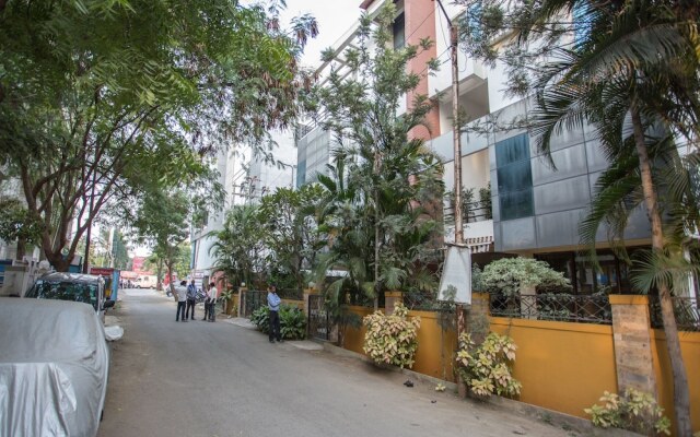 OYO 10934 Hotel Eminent