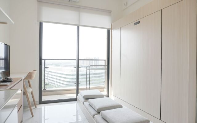 Warm And Cozy Stay Studio At Sky House Bsd Apartment