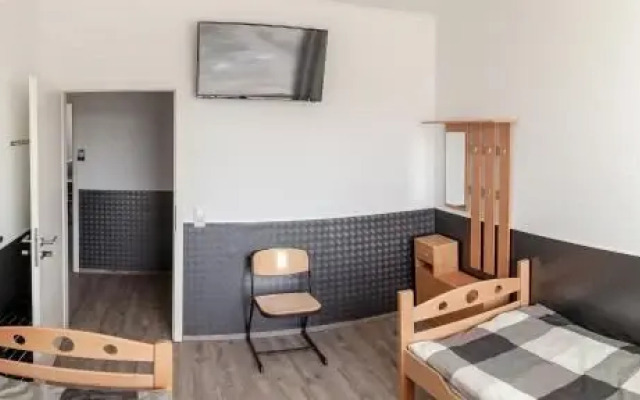 Monteurwohnung - Hostel - Zimmer - Hotel easy
