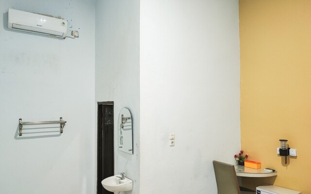 RedDoorz @ Hotel Bersaudara Bungo