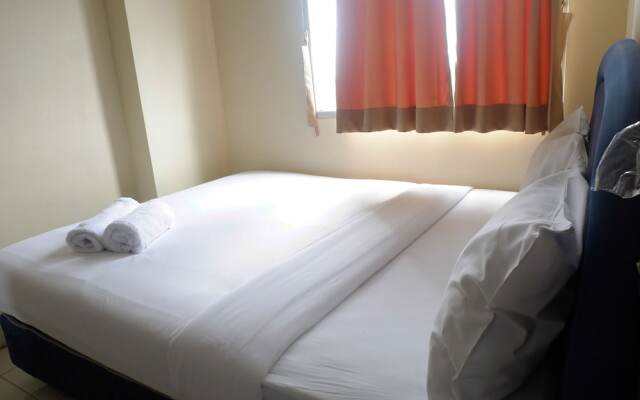 Homey Apartment near Kelapa Gading Mall