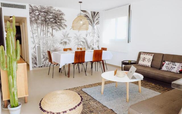 Hauzify I Apartaments Coral