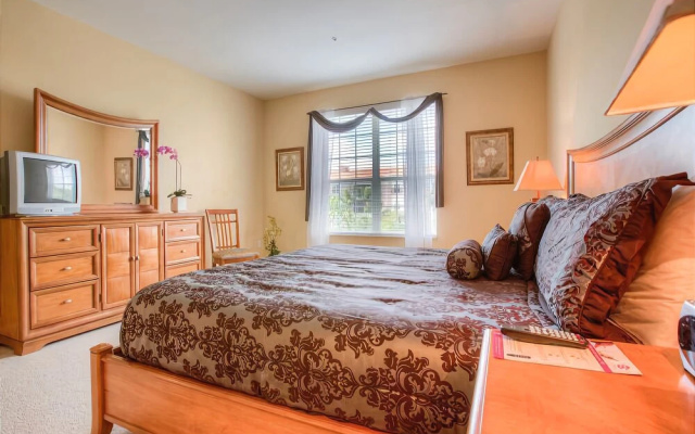 5049 Shoreway Loop #301