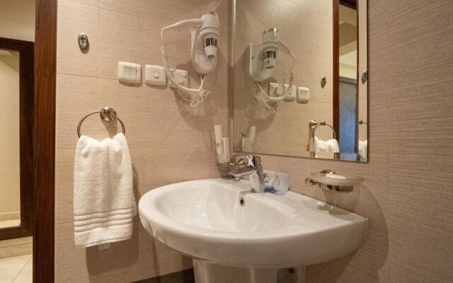 Dyafa Luxury Residence