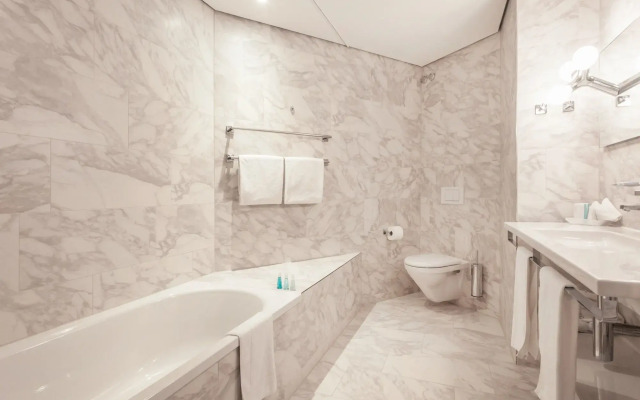 EMA House Hotel Suites