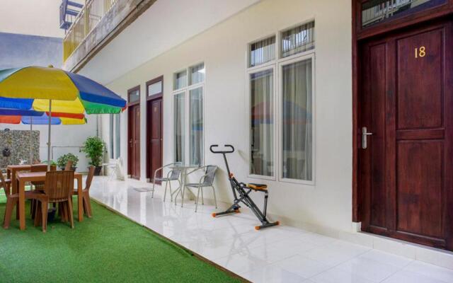 Super OYO 3354 Homia Residence